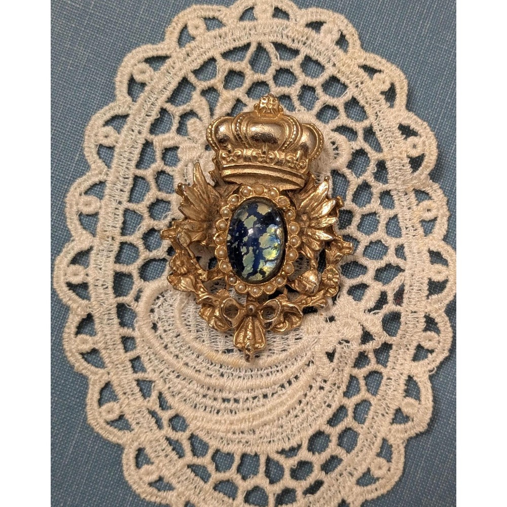 Vintage Crown Brooch Gold Tone Blue Art Glass Cabochon Royal Heraldic Pin